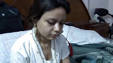 ஸ்மட் பப்பட்டின் கொம்பு அலிசியா ஜோன்ஸின் ஹார்ட்கோர் திரைப்படம்