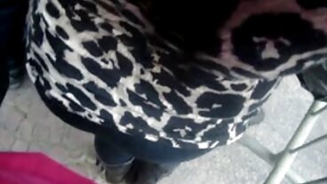 பிரேஸர்ஸில் இருந்து சூடான ஏப்ரல் ஓல்சனுடன் ஒல்லியான திருகு